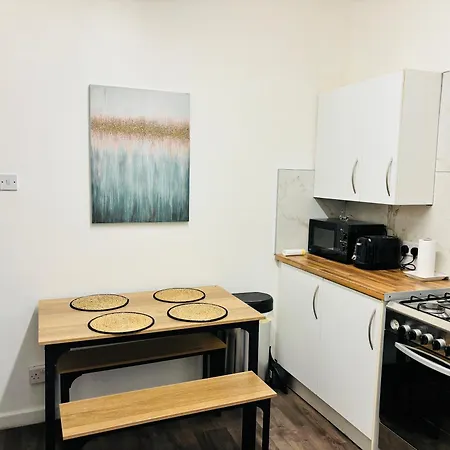 Entire Luxury House Near City Centre - Free Parking Liverpool Extérieur photo